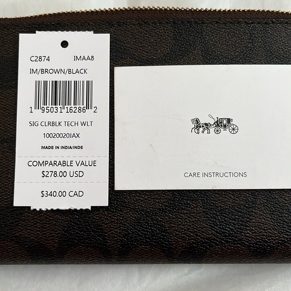 NWT Coach Phone Wallet In Color-block Signature Canvas - Picture 9 of 9